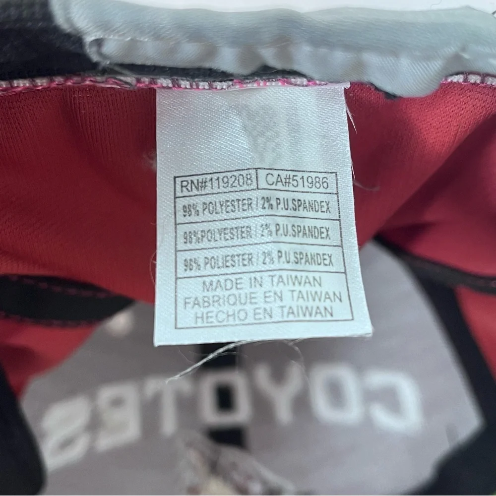 Reebok Center Ice Arizona Coyotes Hat Size S/M; Sports, Hockey, NHL, Collectible